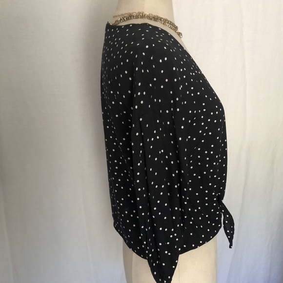 Mine blouse black and whit polka dot v neck w waist tie size M - Picture 4 of 8